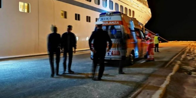 Porto Torres: crocerista colta da ictus, soccorsa in porto