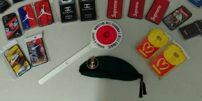 Merce contraffatta: sequestro a Cagliari