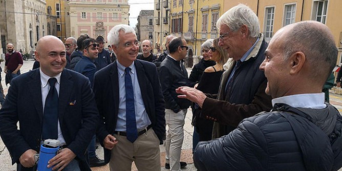 Paci al flash mob dei giornalisti a Cagliari