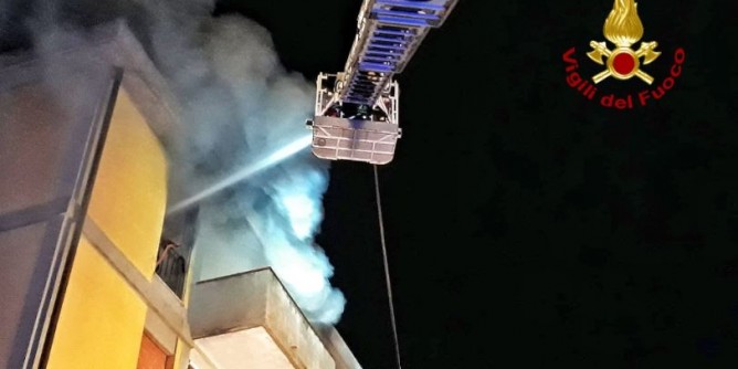 Tragedia a Porto Torres: giovane muore nell´incendio della sua casa