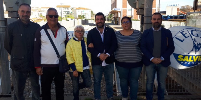 Treno per Sassari sul binario morto