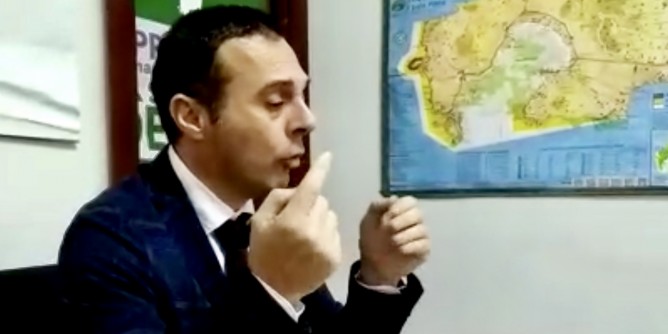 Sei mesi di annunci, mai una riunione