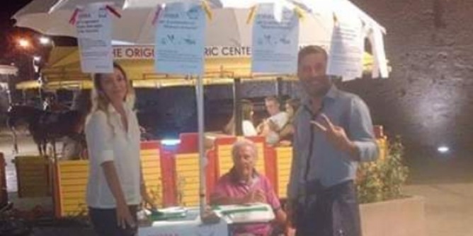 Lascia <i>M5s</i> e indossa il <i>Gilet</i>: è algherese