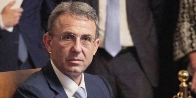 Tappa a Porto Torres del ministro Costa