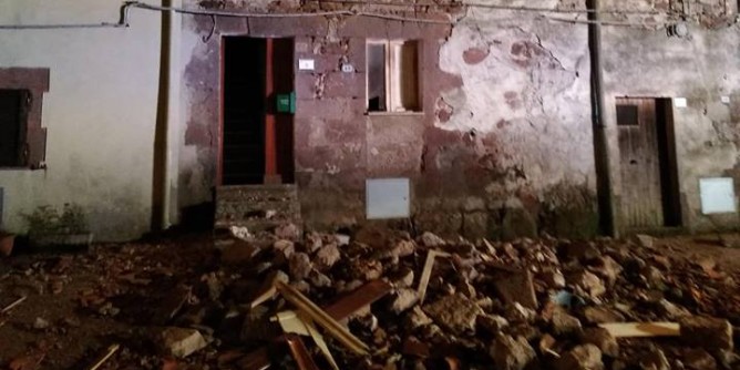 Fuga di gas: esplosione a Villanova