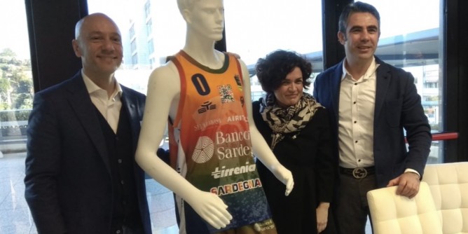 Dinamo: nuova maglia per la Final eight