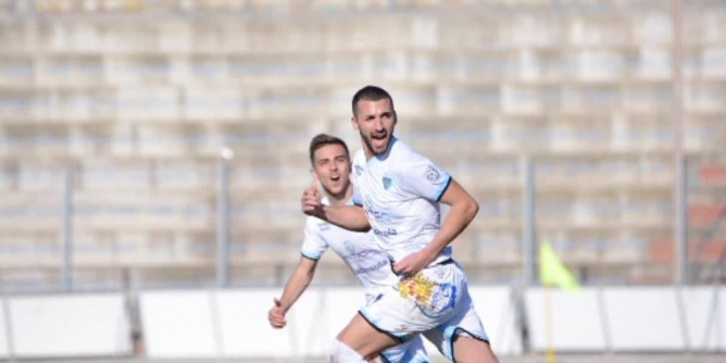 Serie D: il Latte Dolce batte anche l´Avellino