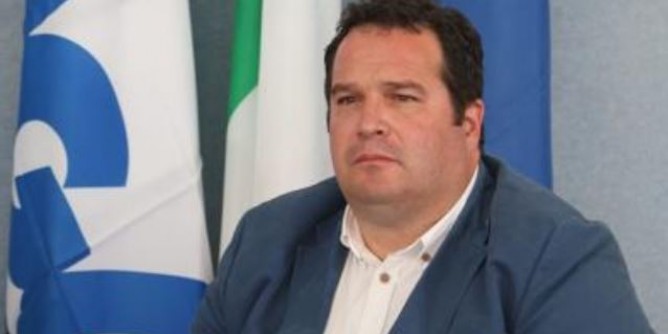 Durigon a Porto Torres: visita del sottosegretario al Lavoro