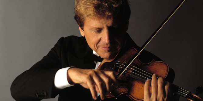 Al Lirico di Cagliari il violino di Uto Ughi
