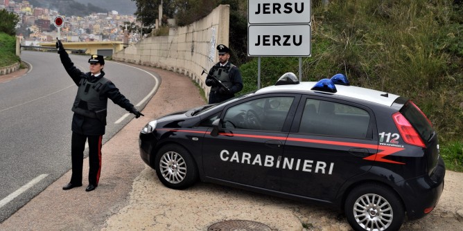 Gettano materiale di risulta: sanzionati a Jerzu