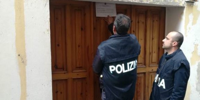 Schiamazzi e droga: chiuso locale a Sassari