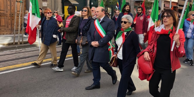 Sassari: 25 aprile nella Piazza del Comune