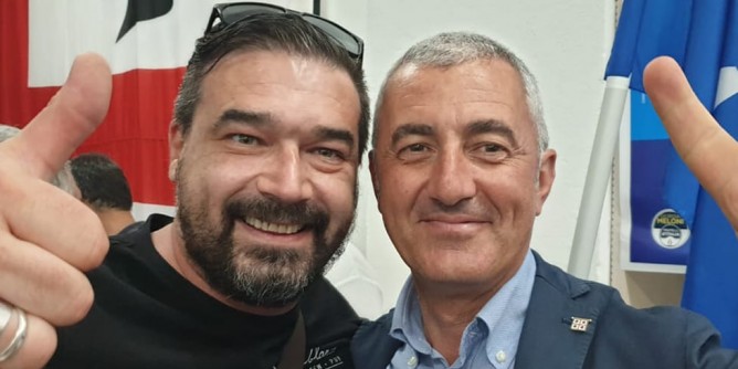 Sanit, sinistra un disco rotto