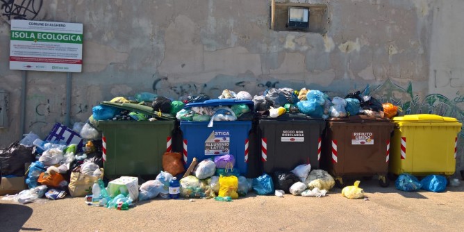 Scoppia l´<i>isola</i> del porto di Alghero