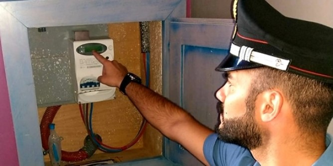 Furto di energia elettrica: doppia denuncia