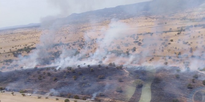 Non si ferma il fuoco nell´Isola