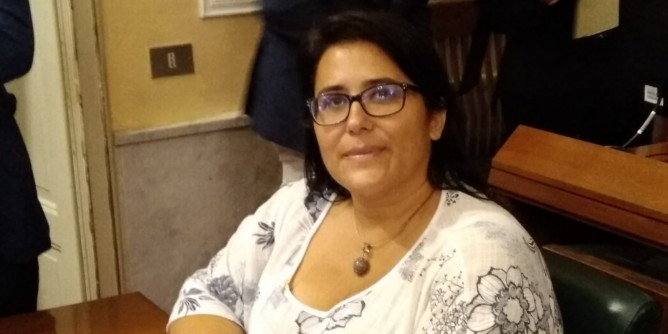 Vaccaro si <i>confronta</i> con le imprese