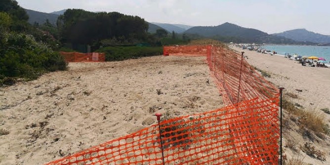 A Geremeas dune recintate: denuncia