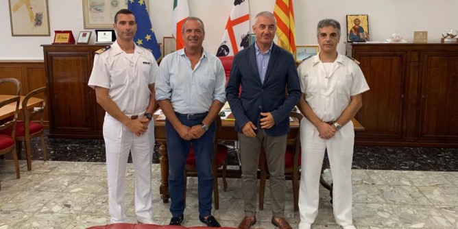 Capitaneria: cambio di guardia a Porta Terra