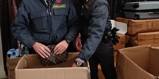 Contraffazione: merce sequestrata a Villasor