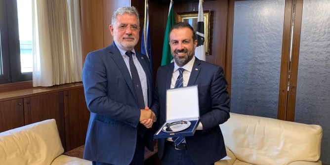 Pais incontra l´ambasciatore Piazzi