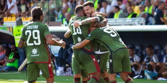 Serie A: il Cagliari sbanca Parma
