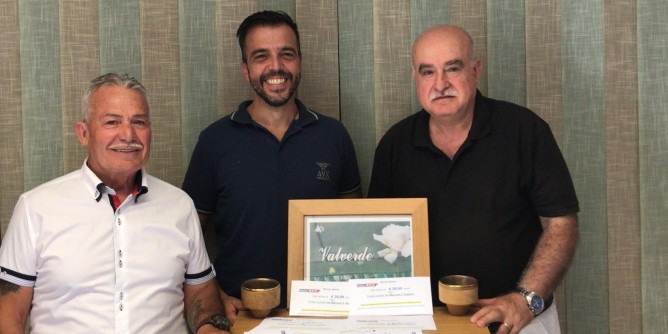 Beneficenza: Valverde sostiene il Centro di ascolto