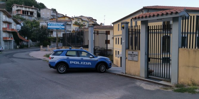 Arma <i>clandestina</i>: 41enne in manette