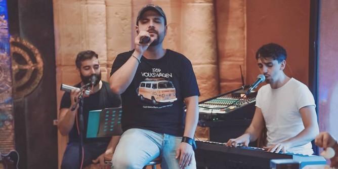 Musica: il Miramare si fa in due
