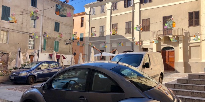 Piazza del Teatro <i>occupata</i>: proteste