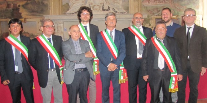 <i>Gemelle</i> da 30 anni: l´incontro nell´Isola