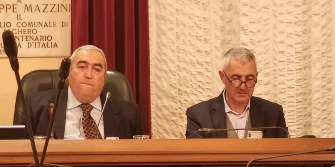 In Consiglio ma dal lavoro: caos. «Sanità, sminuita l'assemblea»