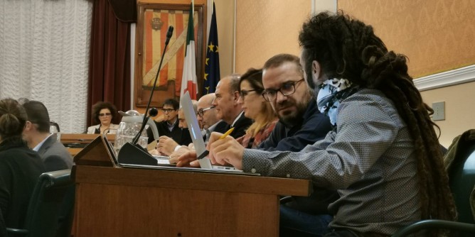 Tasse ad Alghero, la Maggioranza non c´ pi