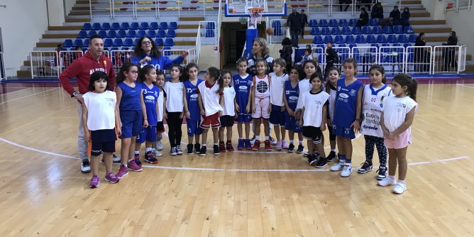 Ad Alghero il Christmas games minibasket