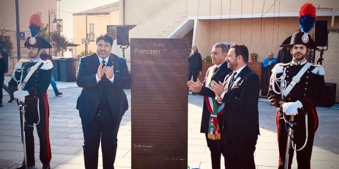 Autonomia: Solinas a Golfo Aranci