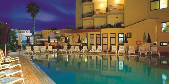 Blu Hotels ricerca 100 figure, selezioni ad Alghero