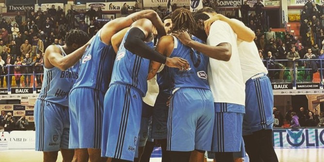 Final Eight: Dinamo eliminata