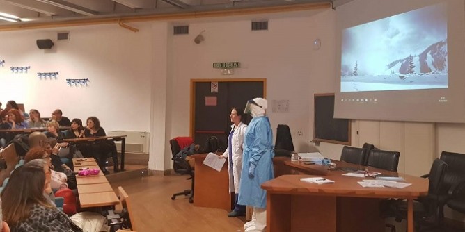 Coronavirus, operatori sanitari in formazione