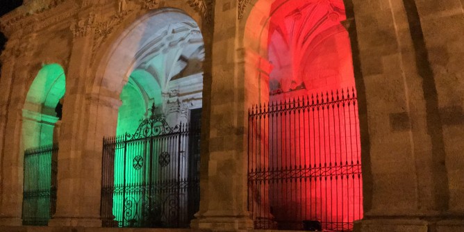 Sassari s´illumina con il <i>tricolore</i>