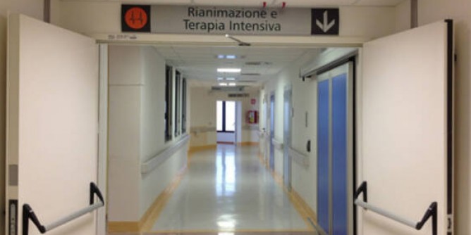 Politica sanitaria <i>tafazziana</i>. Arriva lIntensiva tra le polemiche