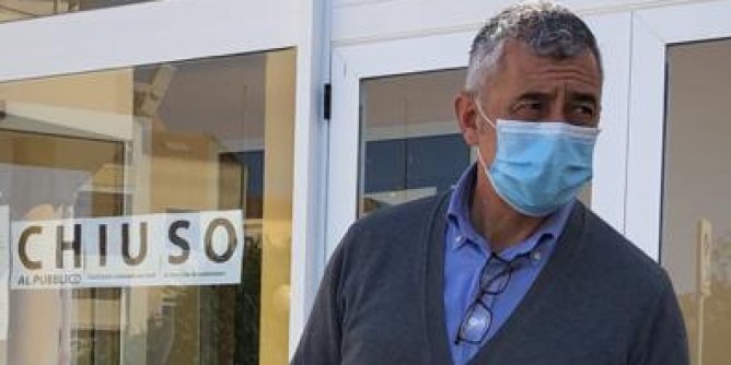 Alghero riapre solo il cimitero, negozi chiusi 