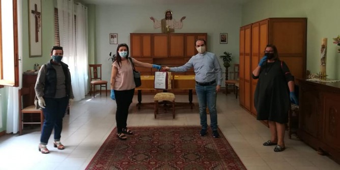 Solidariet: Les Cosidores de lAlguer non si fermano