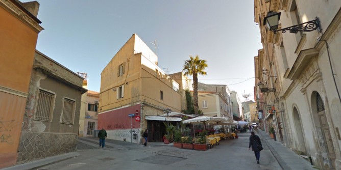Rimosse le fioriere di via Torre Tonda a Sassari