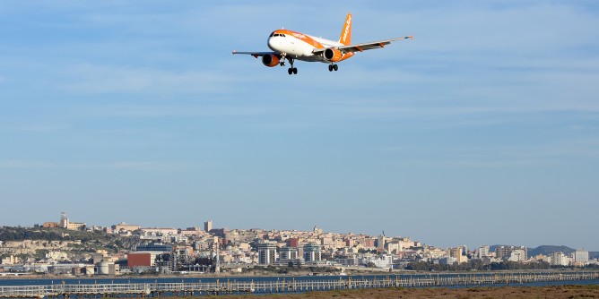 easyJet riparte sul Cagliari-Malpensa