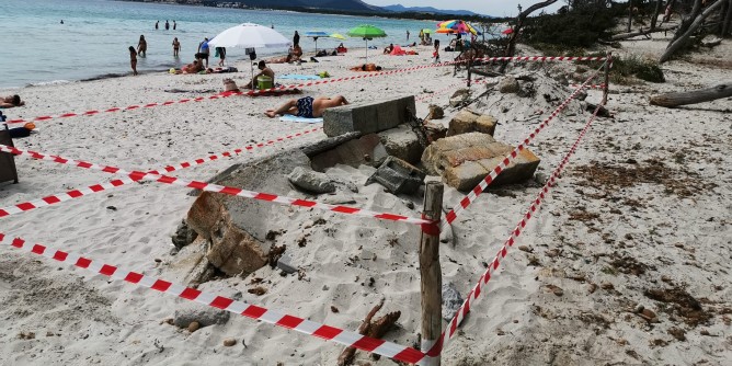 Via le <i>Macerie</i> dalla spiaggia