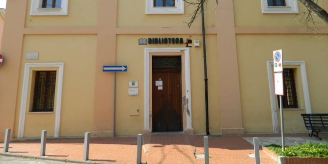 Tortolì: biblioteca riapre su appuntamento