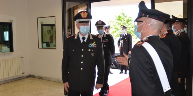 Il comandante Ciceri in visita ai Reparti sardi