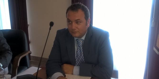 Stintino turistica aperta ed accogliente