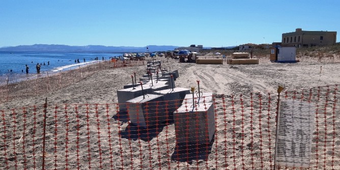 Cemento sulla spiaggia: interviene il Grig