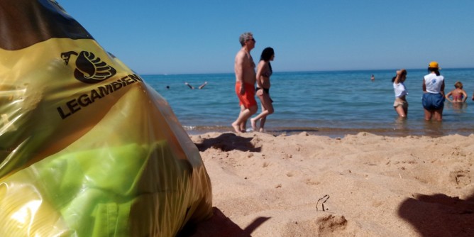Legambiente presenta l´indagine Beach Litter 2020
